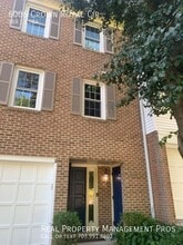 Building Photo - 6006 Crown Royal Cir