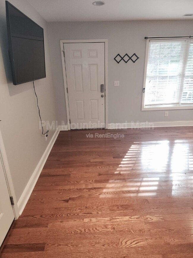 Foto del edificio - 52 Kirby Rd