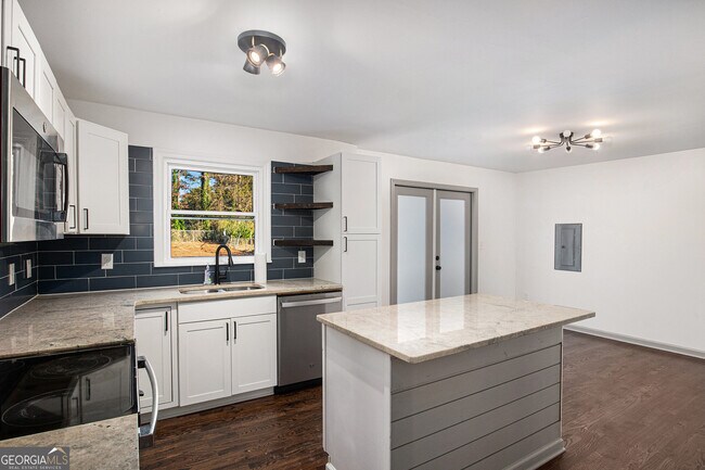 Foto del edificio - 2105 Fellowship Rd