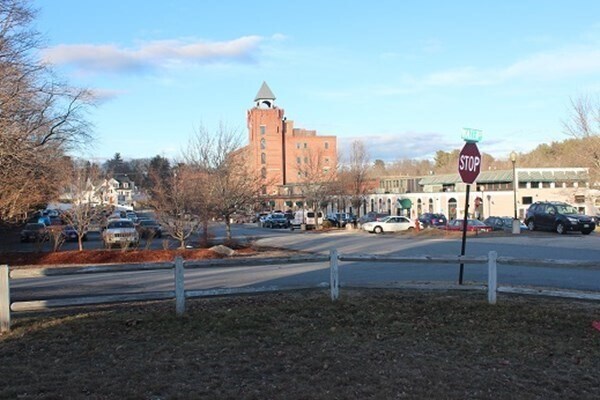 Building Photo - 54 Mill St