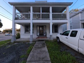 Building Photo - 202 Luella Ct