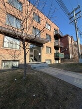 Building Photo - 3925 Av Saint-Kevin