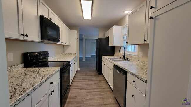 Foto del edificio - 507 Kimberly Rd