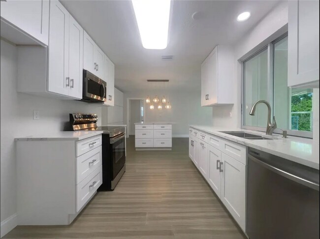 Foto del edificio - 790 Harvard St