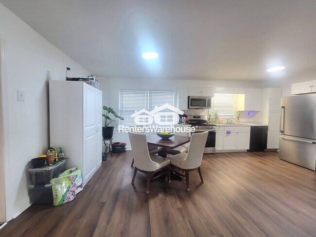 Foto del edificio - 7539 Pembrook Ct