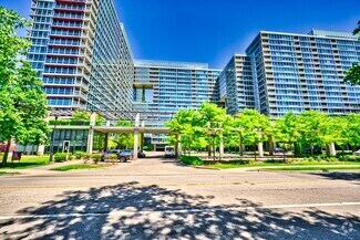 Building Photo - 9725 Woods Dr