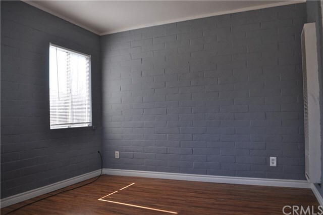 Building Photo - 3447 4th St