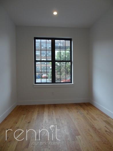 Building Photo - 259 Boerum St