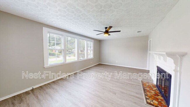 Building Photo - 1532 Parrish Pl