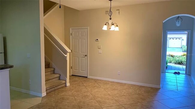 Building Photo - 2150 Retreat View Cir