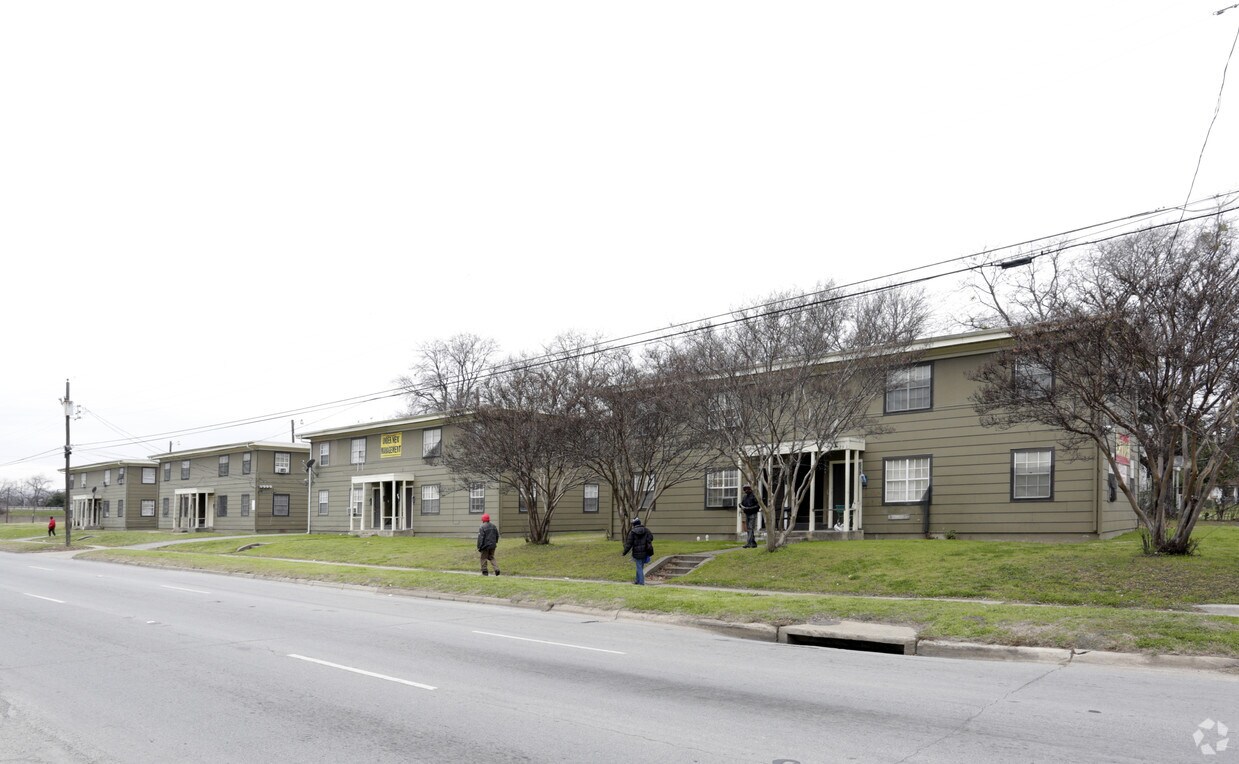 Primary Photo - Hatcher Apartments