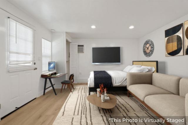 Primary Photo - 207 Walnut Ave