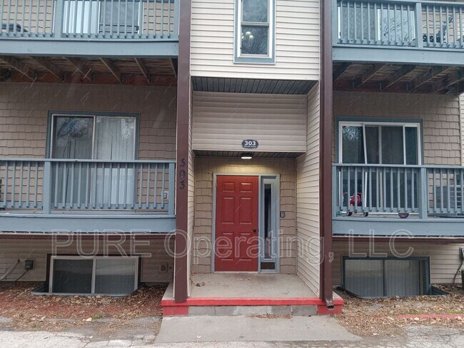 Foto del edificio - 301 Ebaugh St