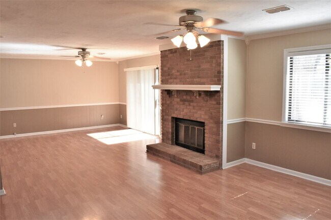 Foto del edificio - 3011 Whirlaway Trail