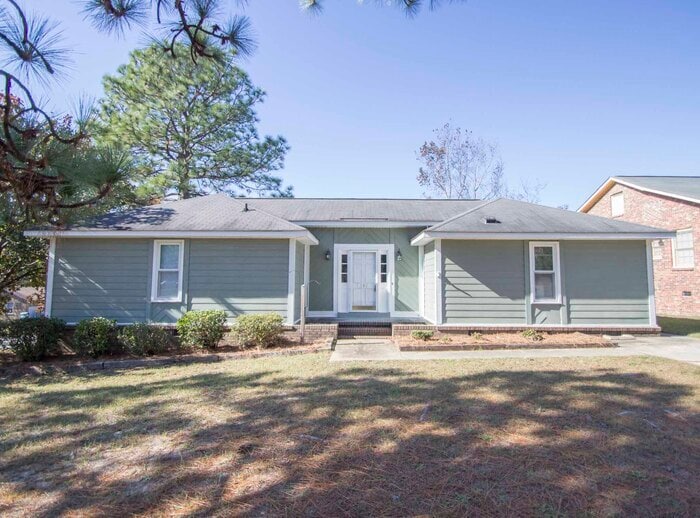 101 Harwood Dr, Hopkins, SC 29061 House Rental in Hopkins, SC