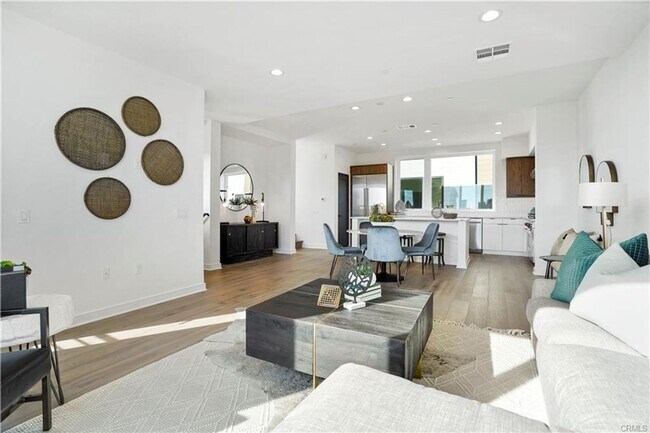 Foto del edificio - 4bd4.5ba single family for rent