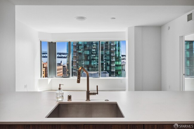 Foto del edificio - 280 Spear St