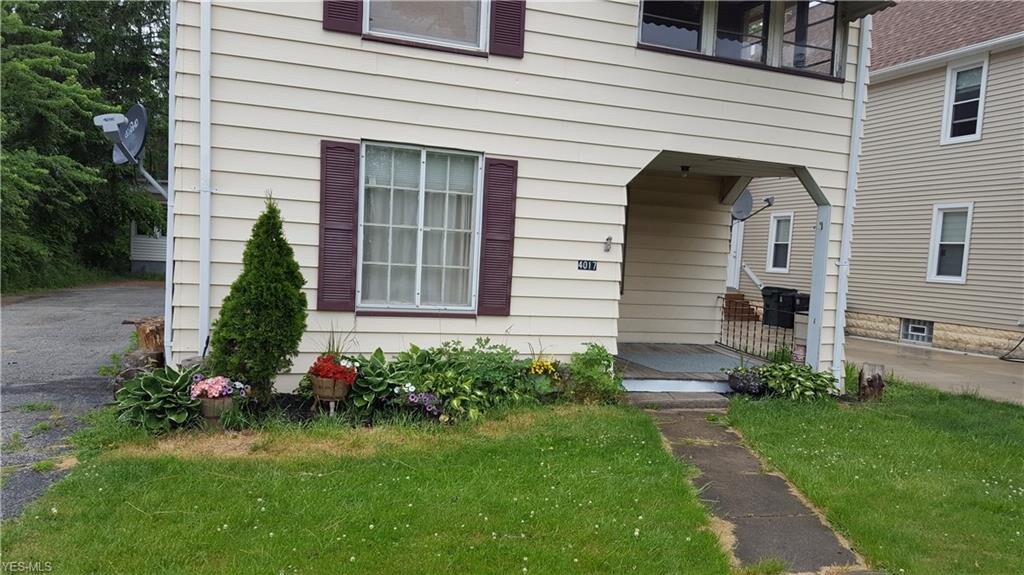 Primary Photo - 4017 W 119th St