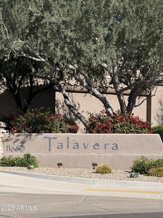 Primary Photo - 11680 E Sahuaro Dr