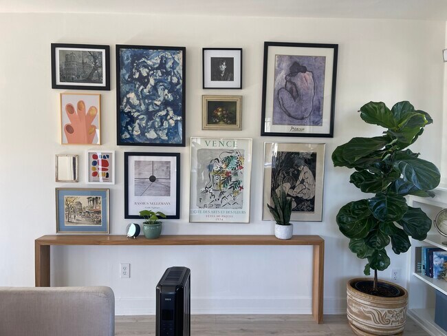 Foto del edificio - 3635 Greenfield Ave