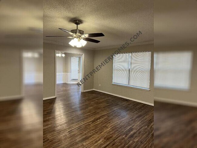 Foto del edificio - 609 Cactus Ct