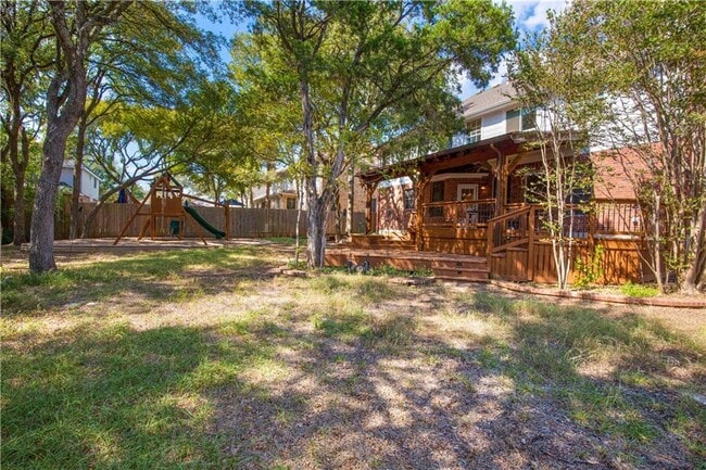 Building Photo - 8009 Bottlebrush Dr