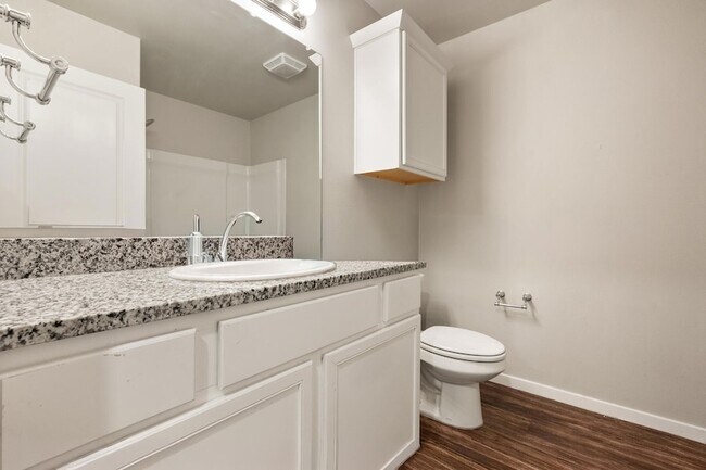 Building Photo - 2107 Kirksey Ave