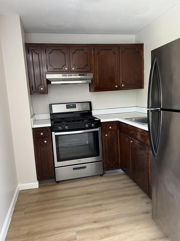 Building Photo - 967 Asylum Ave