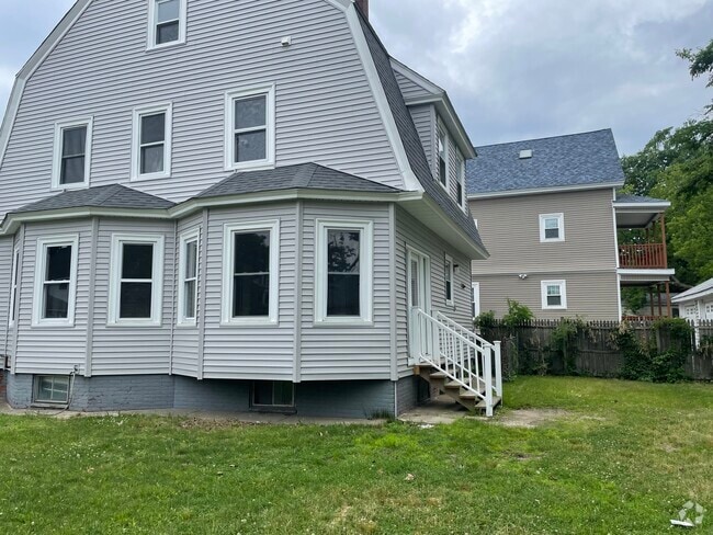 Building Photo - 127 Massachusetts Ave