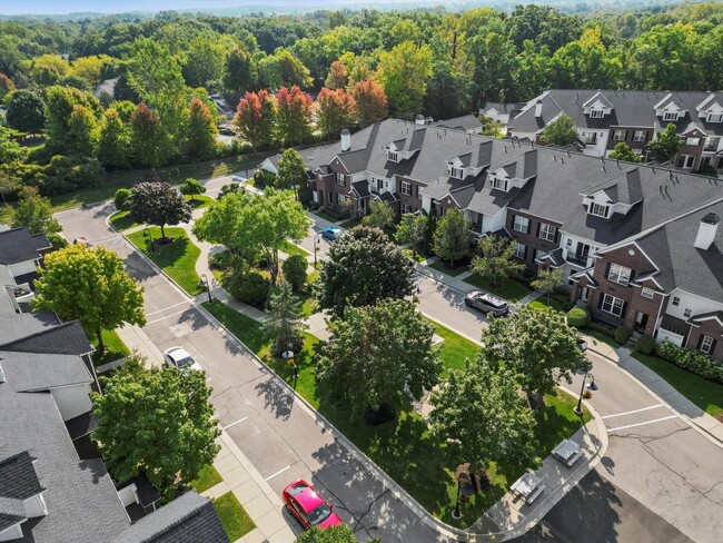 Foto del edificio - 331 Scio Village Ct