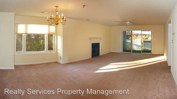 Building Photo - 715 Ivy Lake Dr