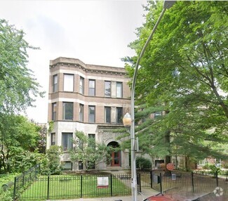 Building Photo - 4051 N Kenmore Ave