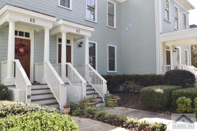 Building Photo - 67 Charter Oak Dr