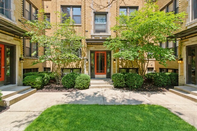 Foto del edificio - 1358-1355 W Estes Ave