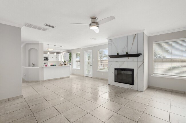 Foto del edificio - 602 Oak Briar Dr