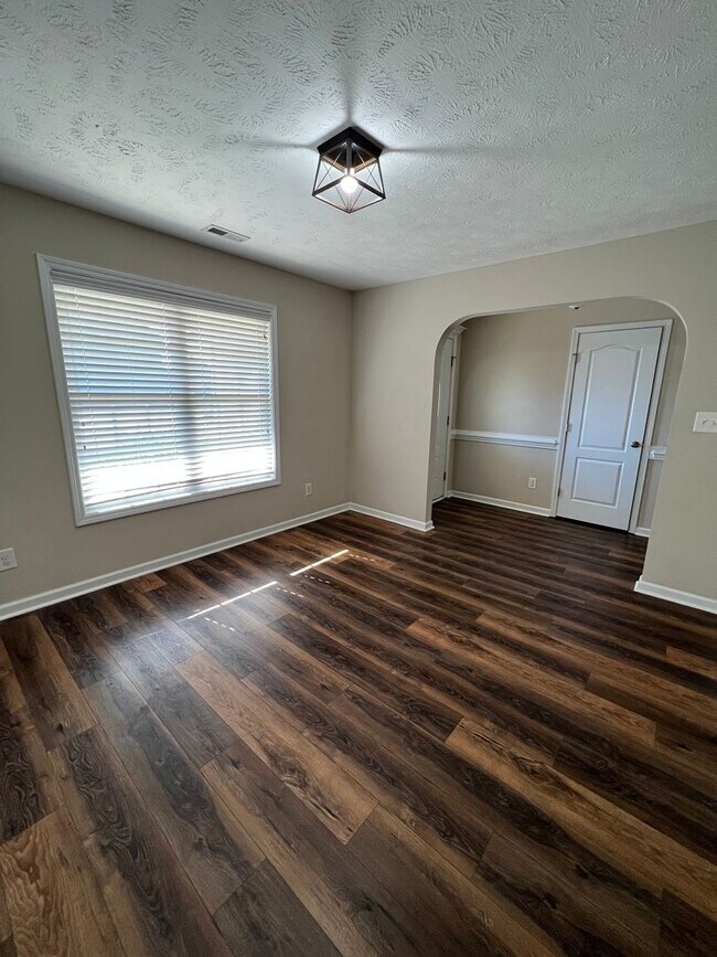 Building Photo - Beautiful Raeford Home with Fenced Backyard