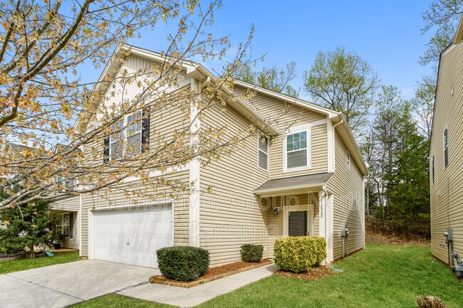 Foto del edificio - 1068 Joselynn Drive
