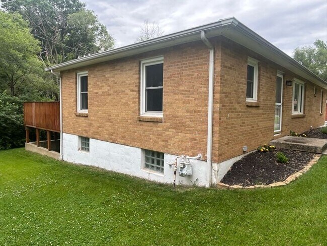 Foto del edificio - COMING SOON! Beautiful 4 Bedroom Home in N...