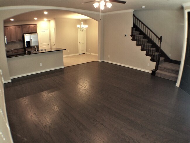 Foto del edificio - Immaculate 3 Bed 2 Bath Townhome!
