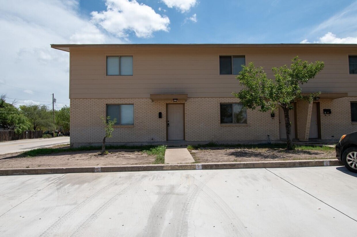 Primary Photo - 1309 Ave P