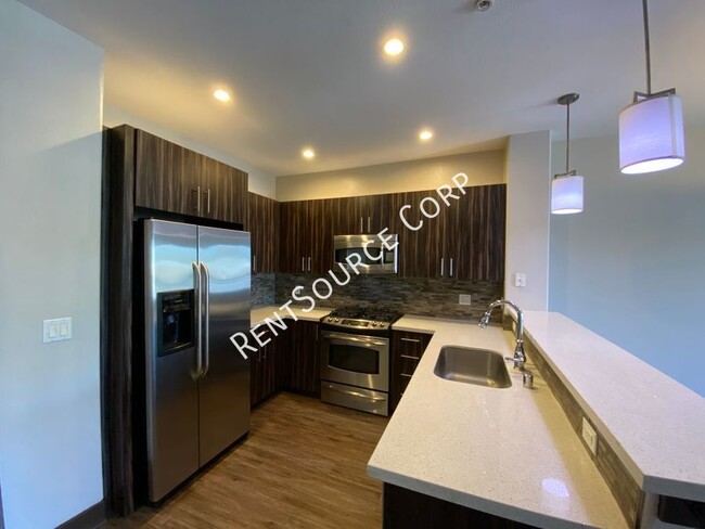 Foto del edificio - 1 Bedroom Condo for Lease at The Madison a...