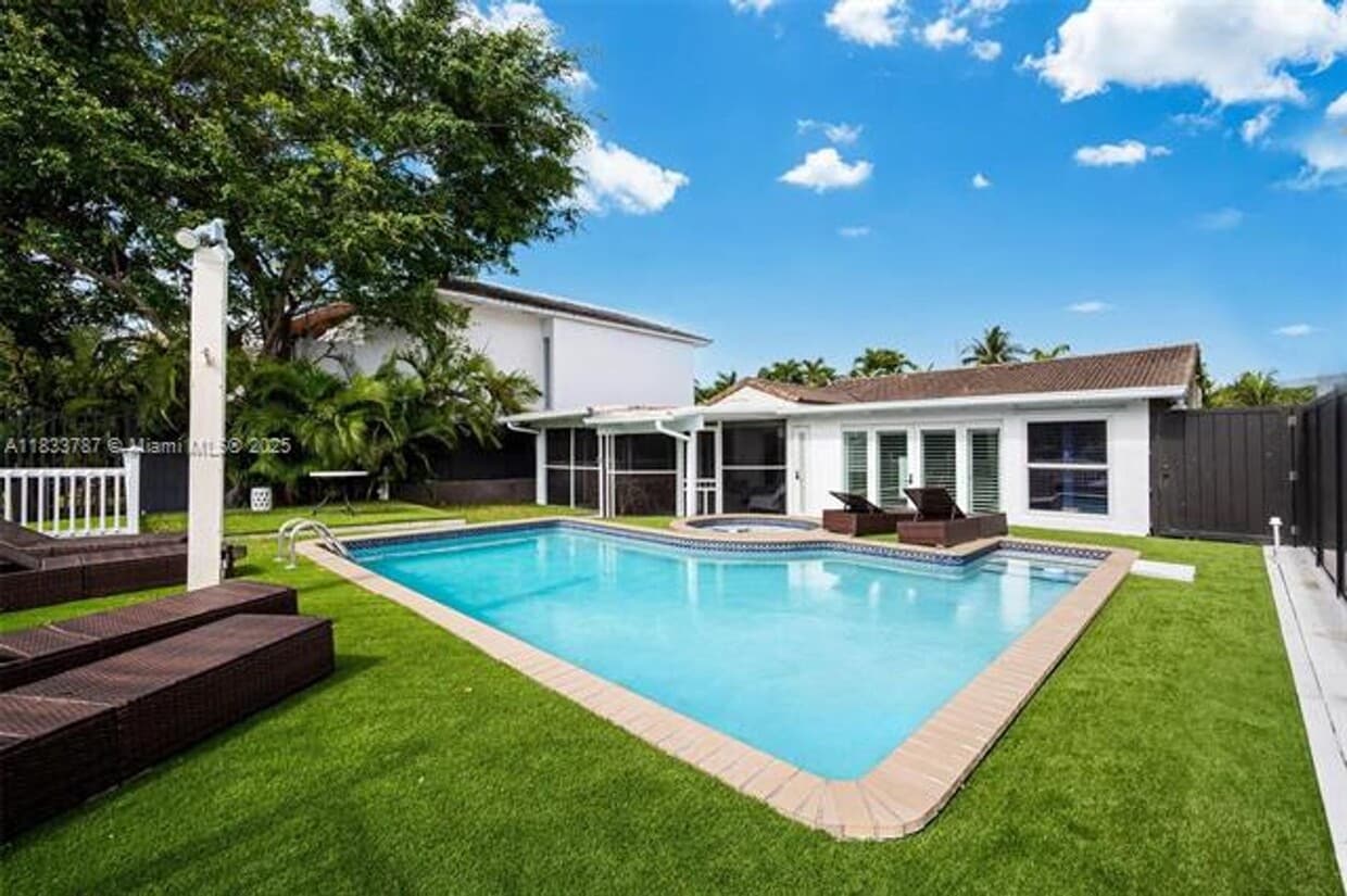 Photo - 7701 NE 8th Ave #0 MIAMI, FL 33138