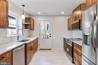 Building Photo - 6115 Stoney Hill Rd