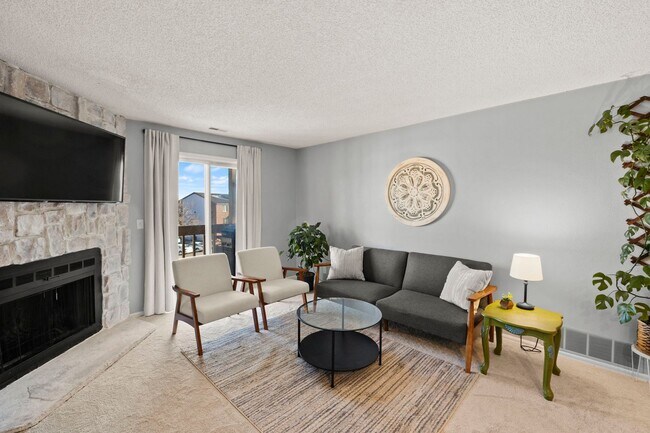 Building Photo - Beautiful Southwest Colorado Springs Condo Near Fort Carson