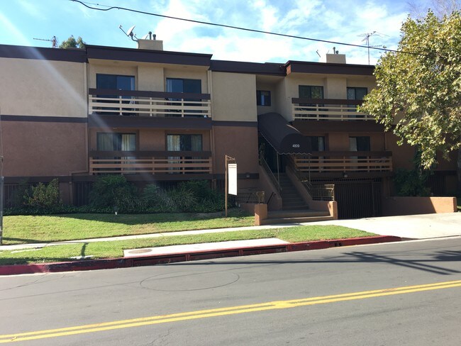 Building Photo - 4809 Laurelgrove Ave