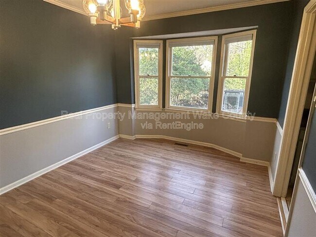 Foto del edificio - 2009 Quail Forest Dr