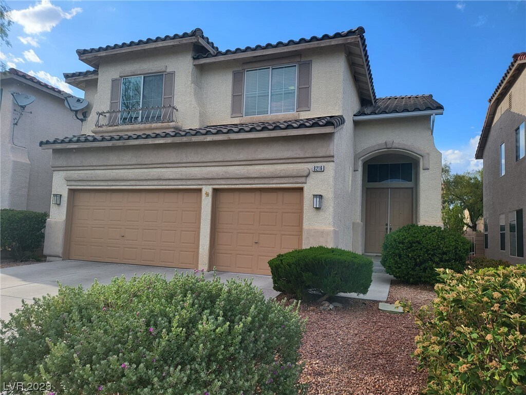 Foto principal - 8216 Azure Shores Ct