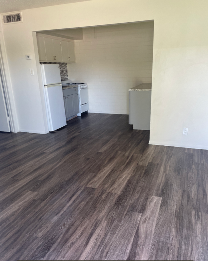 Foto principal - Beautiful One Bedroom unit near ASU, Mill ...