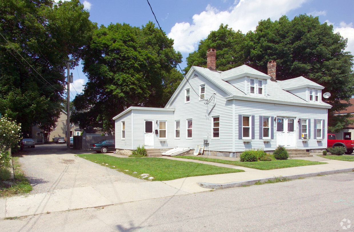 Primary Photo - 15-17 Fulton Pl