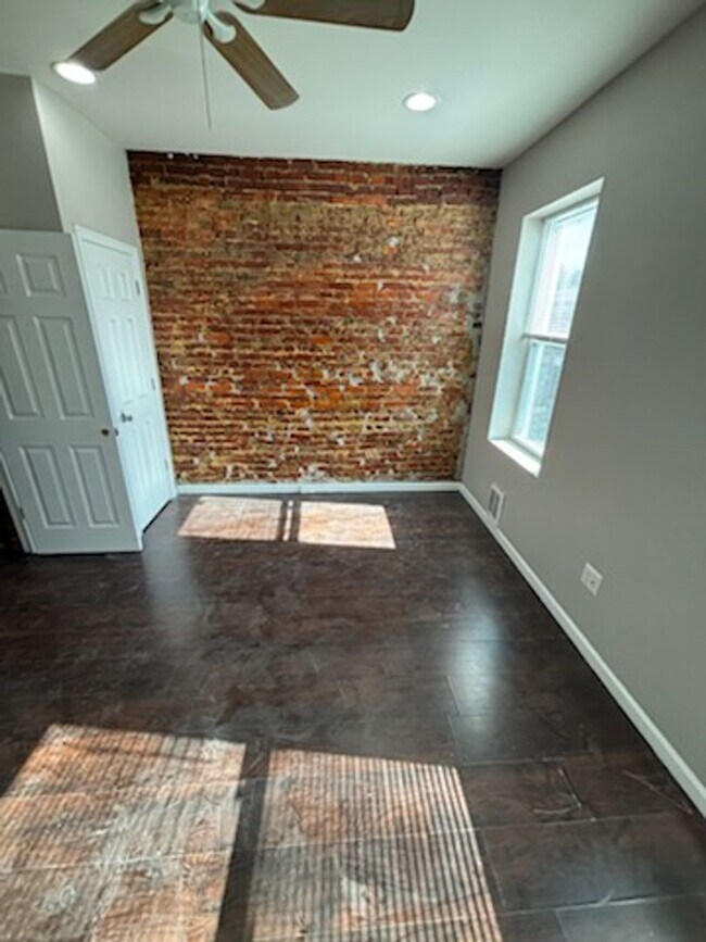 Foto del edificio - Stunning 3 Bed / 3 Bath Single-Family Home with Gated Backyard – Available Now!